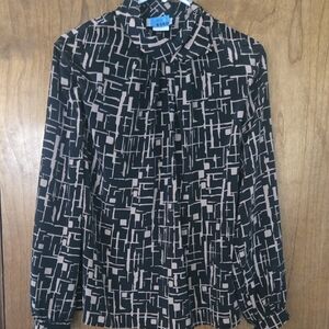 Chic Black and Beige Patterned Blouse